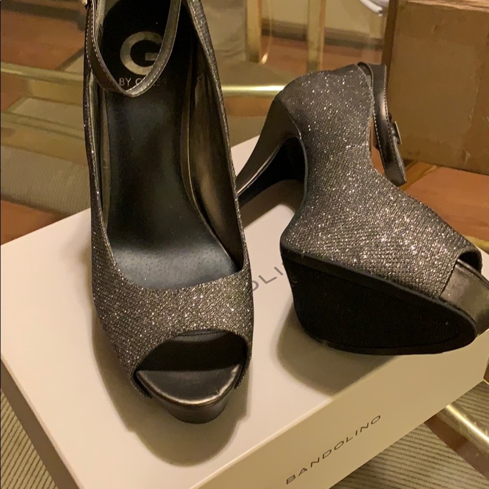 Formal Shoes - Picture 3 of 3